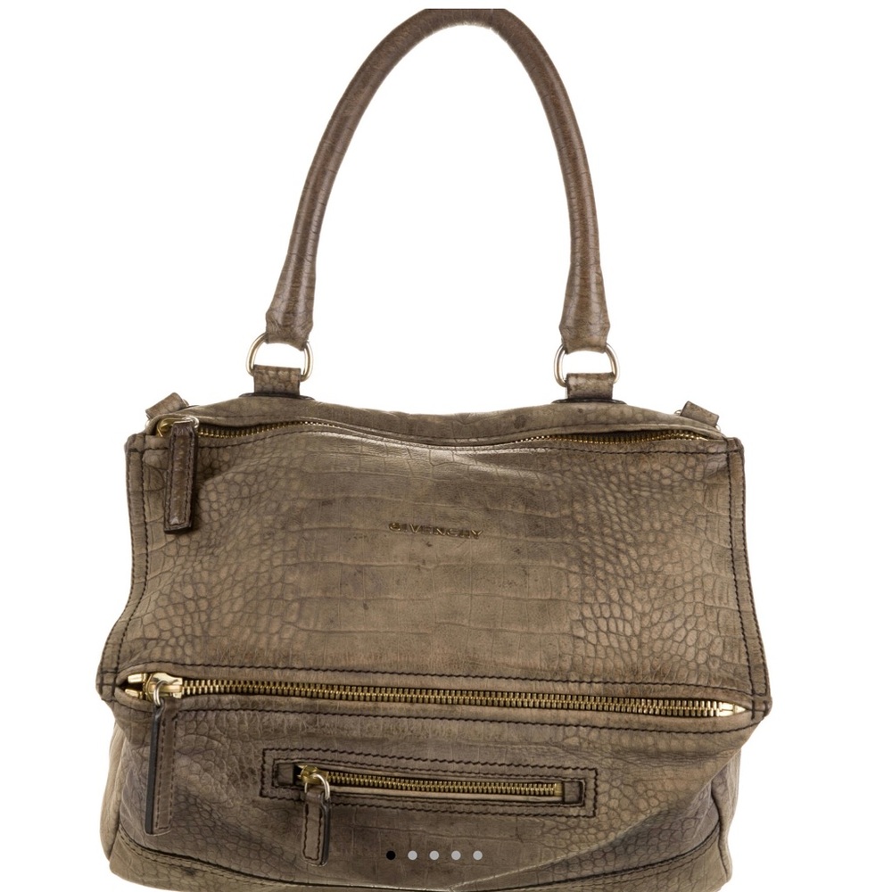 Givenchy Pandora Bag Medium